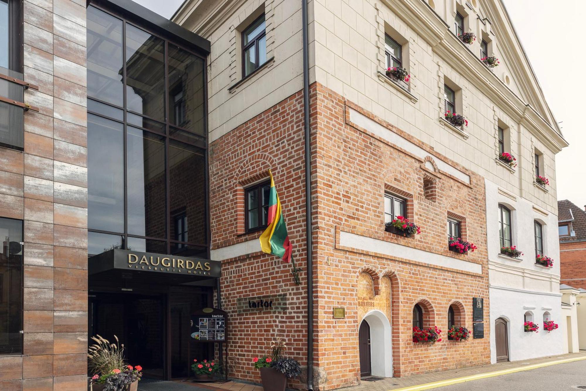 Daugirdas Old City Hotel Kaunas Ngoại thất bức ảnh